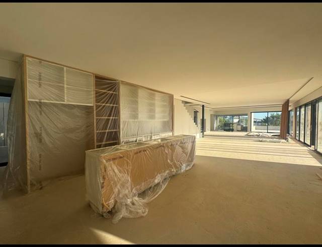 5 BEDROOM HOUSE FOR SALE IN CLARA ANNA FONTEIN